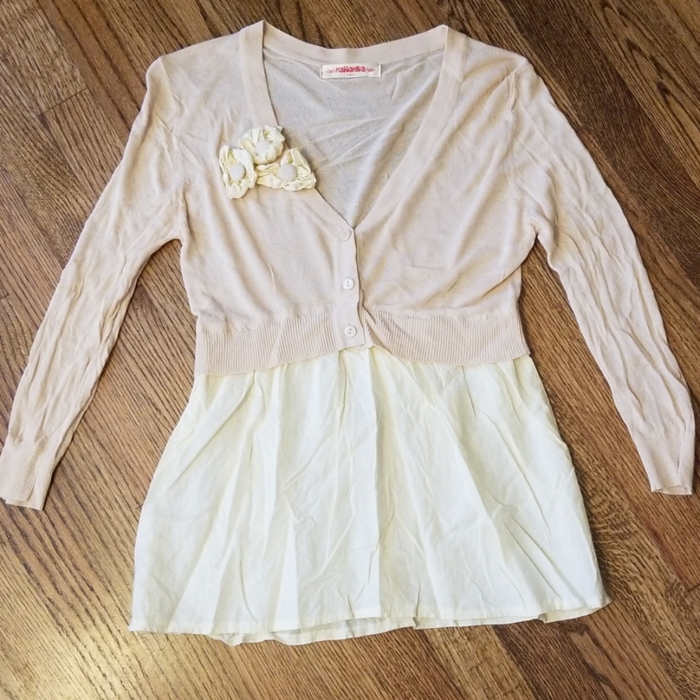 Pale pink and cream top